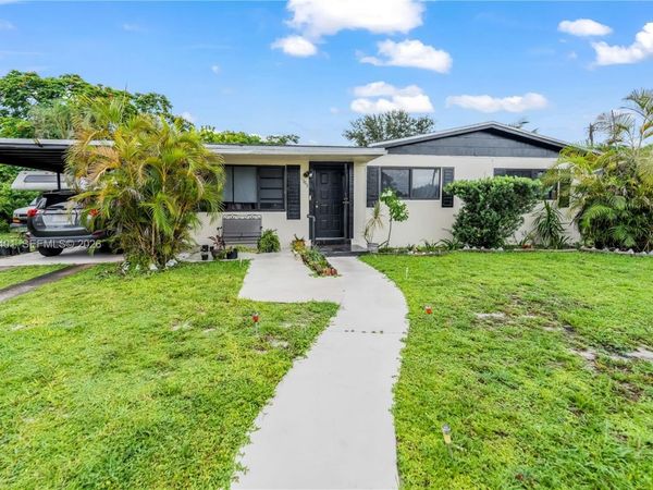 1365 NW 192nd Ter , Miami Gardens, FL 33169