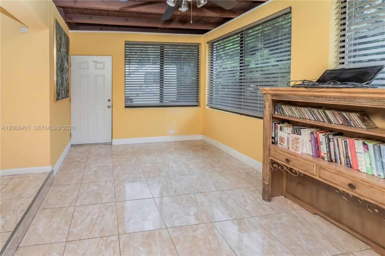 1365 NW 192nd Ter, Miami Gardens, FL 33169 Photo
