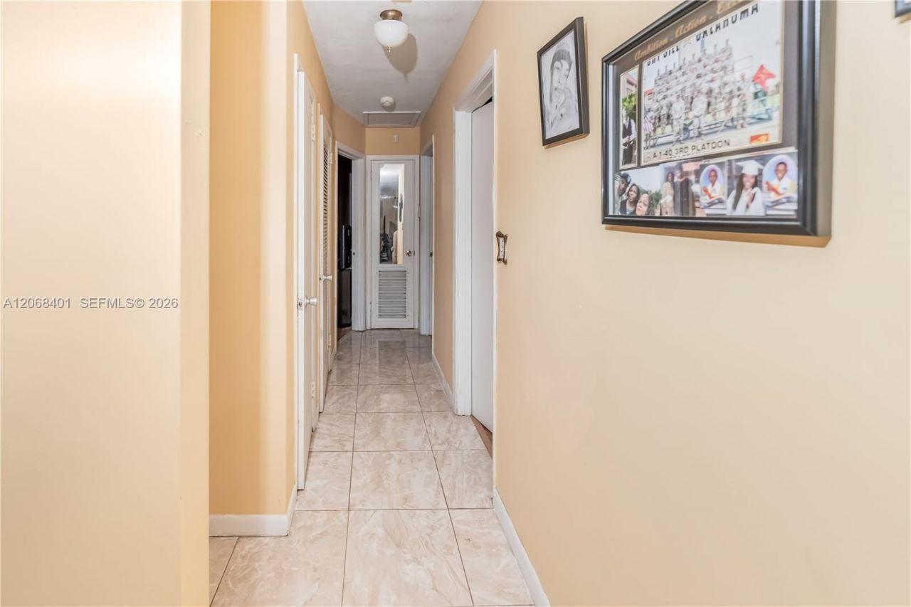 1365 NW 192nd Ter, Miami Gardens, FL 33169 Photo