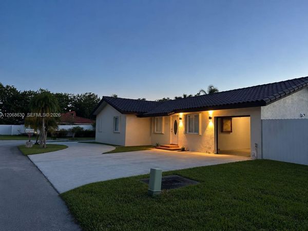 11122 SW 143rd Ct , Miami, FL 33186