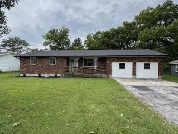 421 George Street, Marshfield, MO 65706