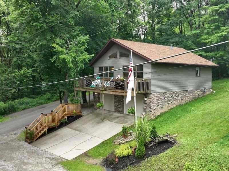 2319 Camille Road SW, Sherrodsville, OH 44675 Photo 1