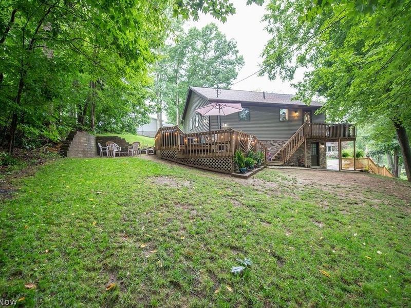 2319 Camille Road SW, Sherrodsville, OH 44675 Photo 5