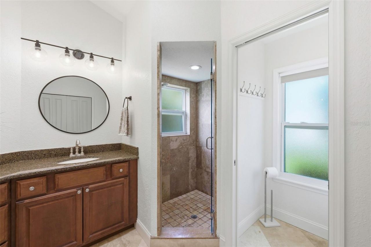 3347 Lake Shore Lane, Clearwater, FL 33761 Photo