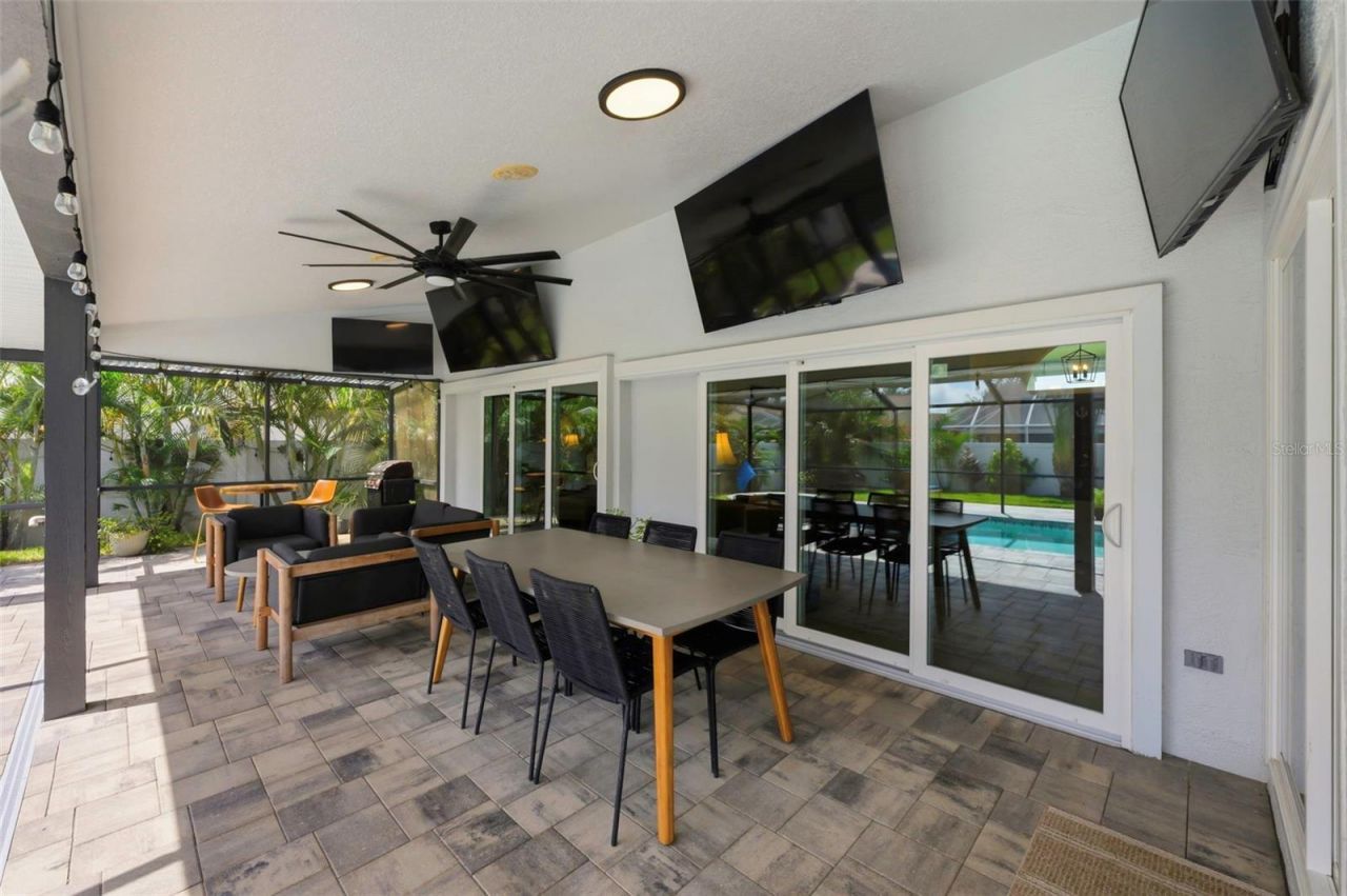 3347 Lake Shore Lane, Clearwater, FL 33761 Photo