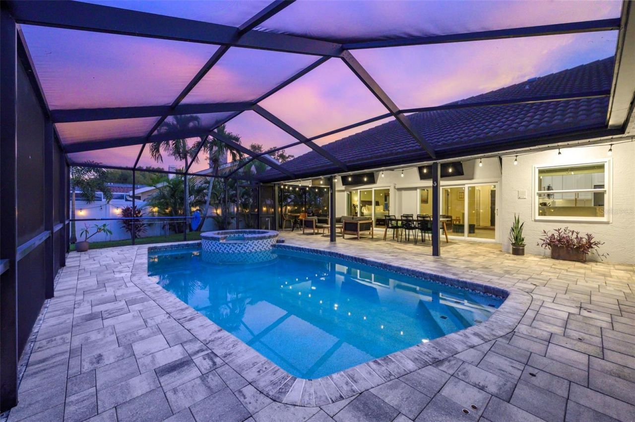 3347 Lake Shore Lane, Clearwater, FL 33761 Photo