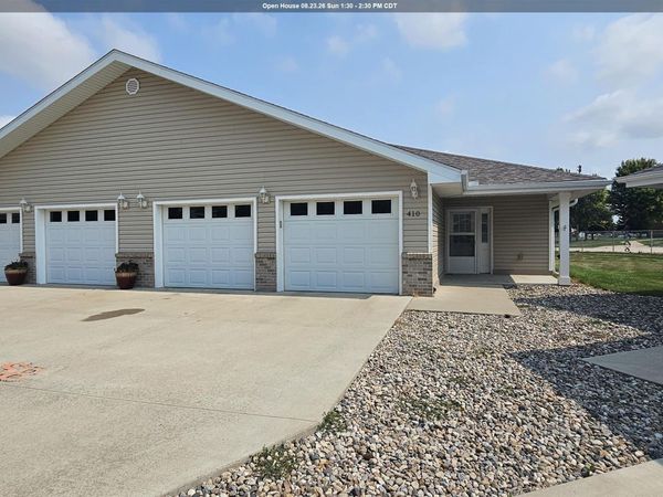 410 MAUPIN LN, Sergeant Bluff, IA 51054