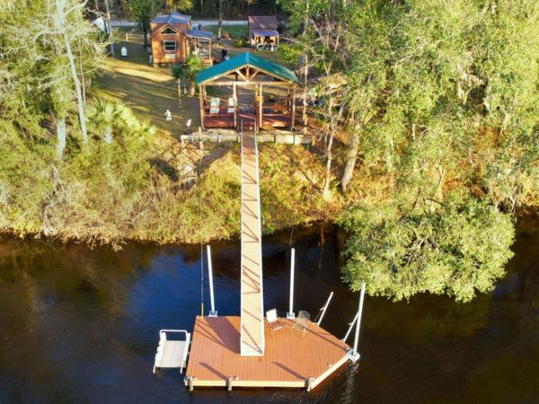 398 NE SUWANNEE TRAIL, Mayo, FL 32066