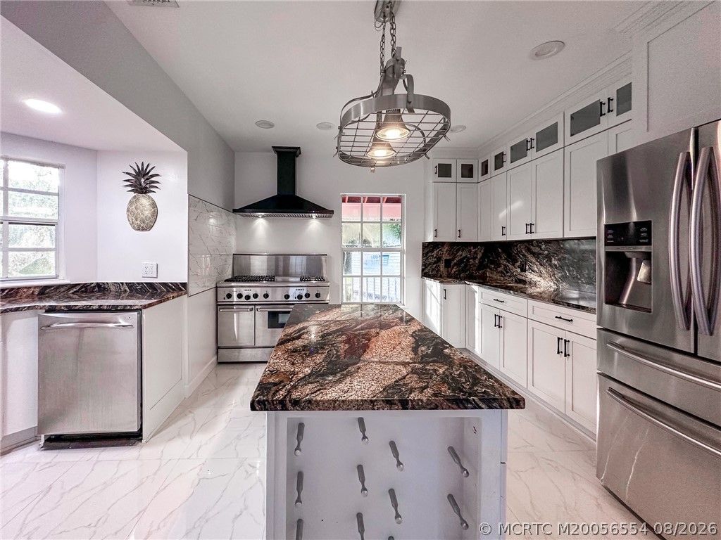 521 SW Marion Court, Palm City, FL 34990 Photo