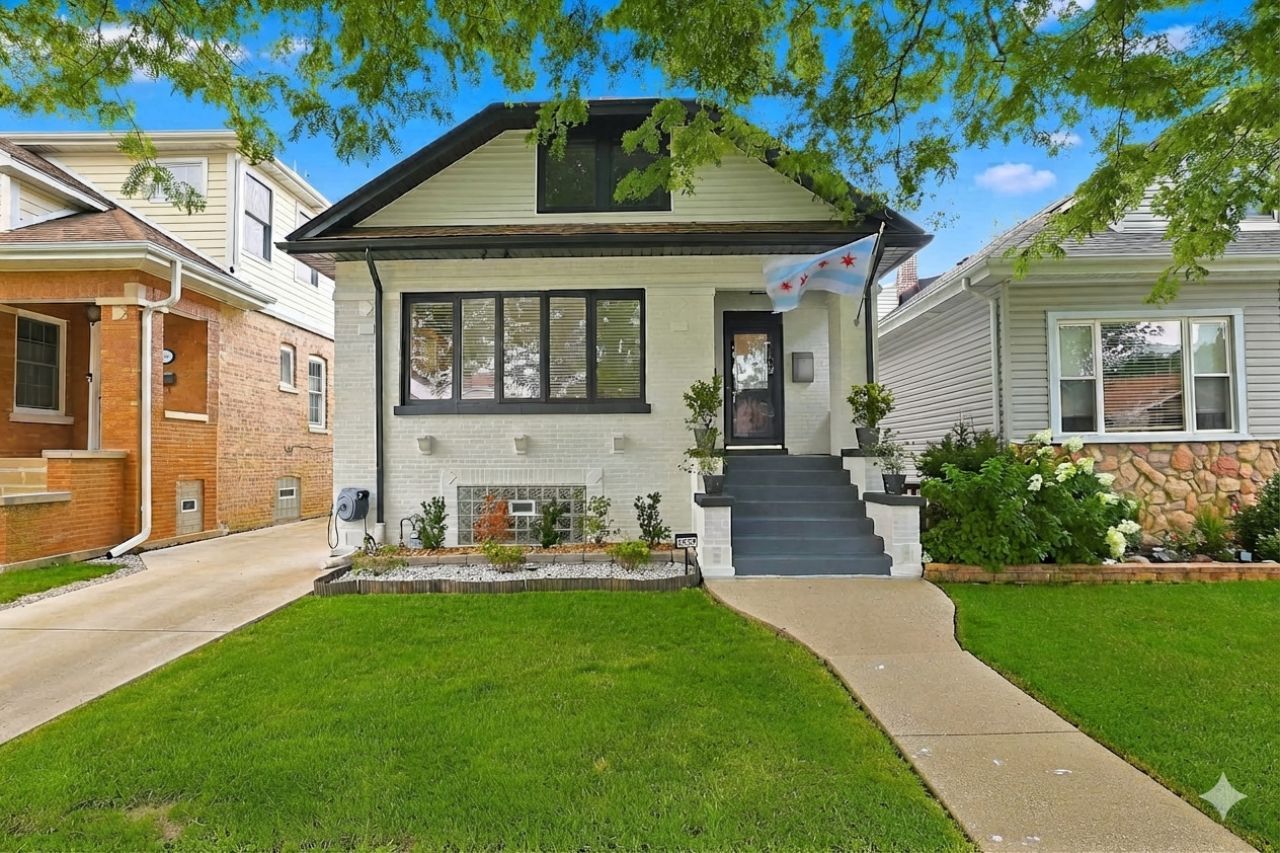 7028 N Oriole Avenue, Chicago, IL 60631 Main Photo