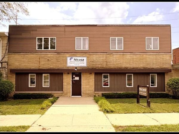 1113 W Greenwood Avenue, Waukegan, IL 60087