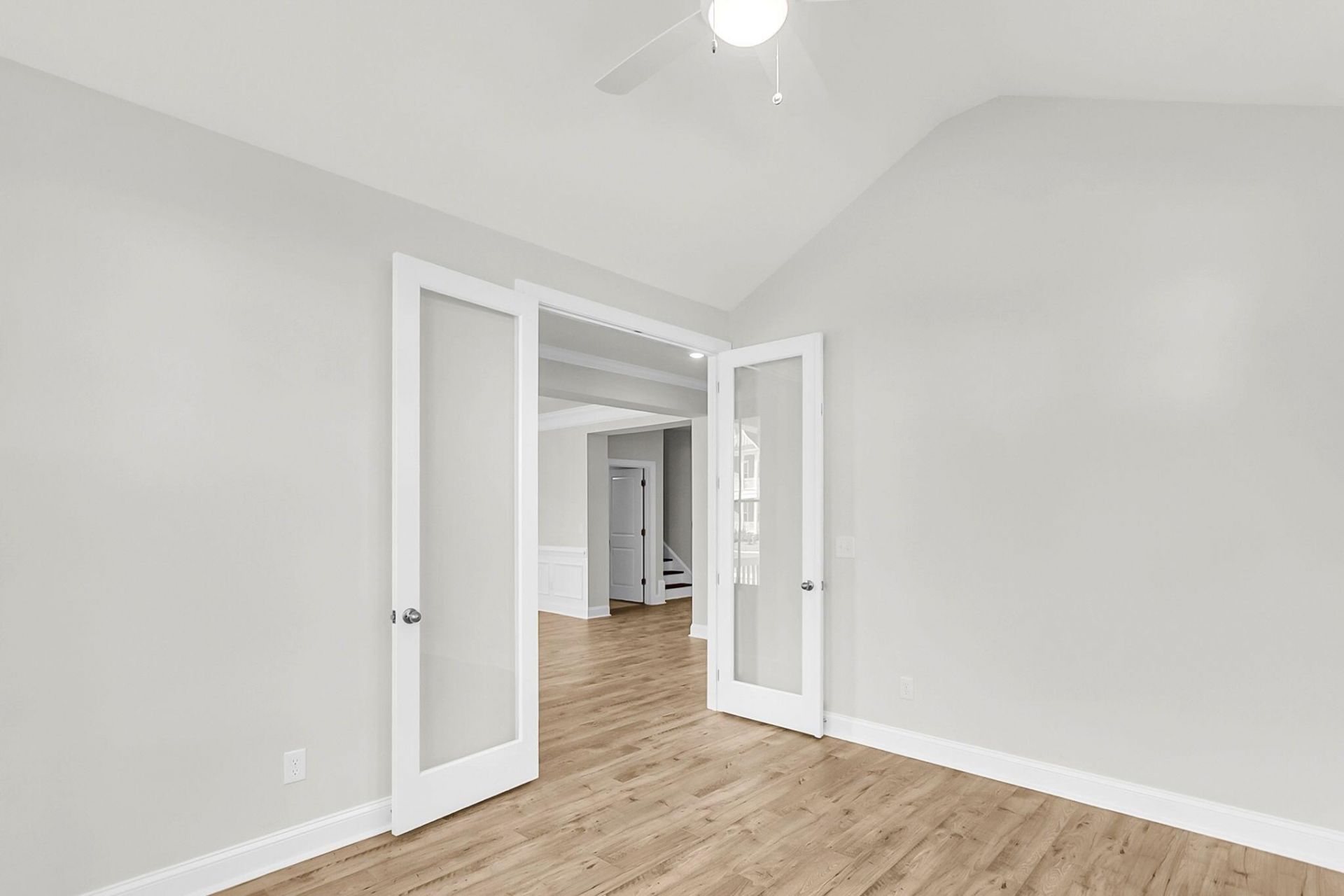 1069 Tributary Boulevard Photo 21