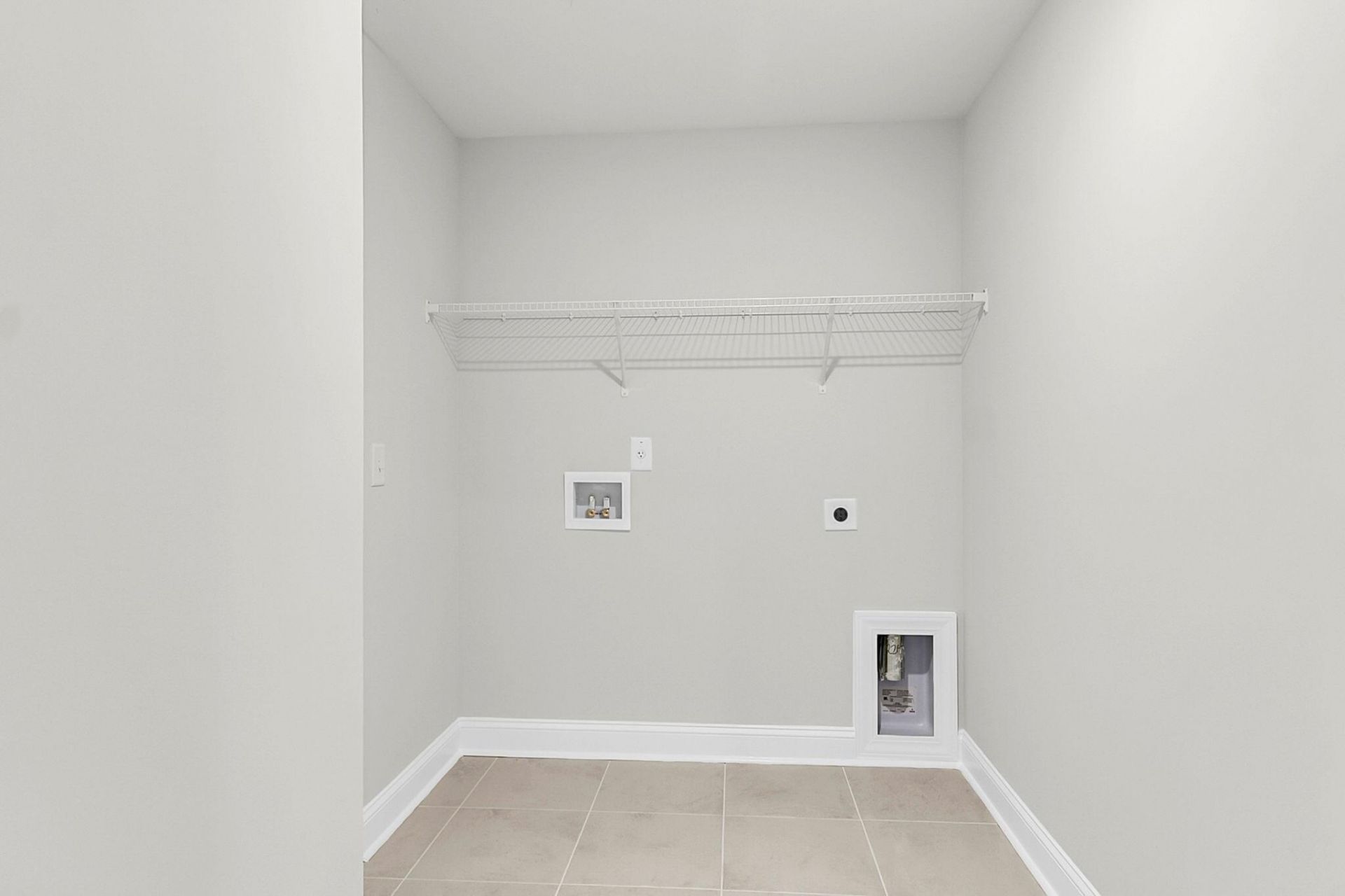 1069 Tributary Boulevard Photo 28