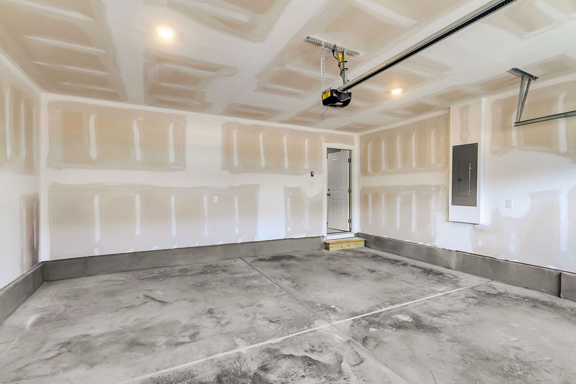 1069 Tributary Boulevard Photo 30