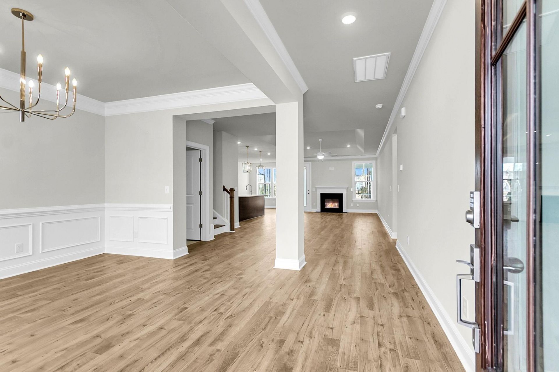 1069 Tributary Boulevard Photo 4