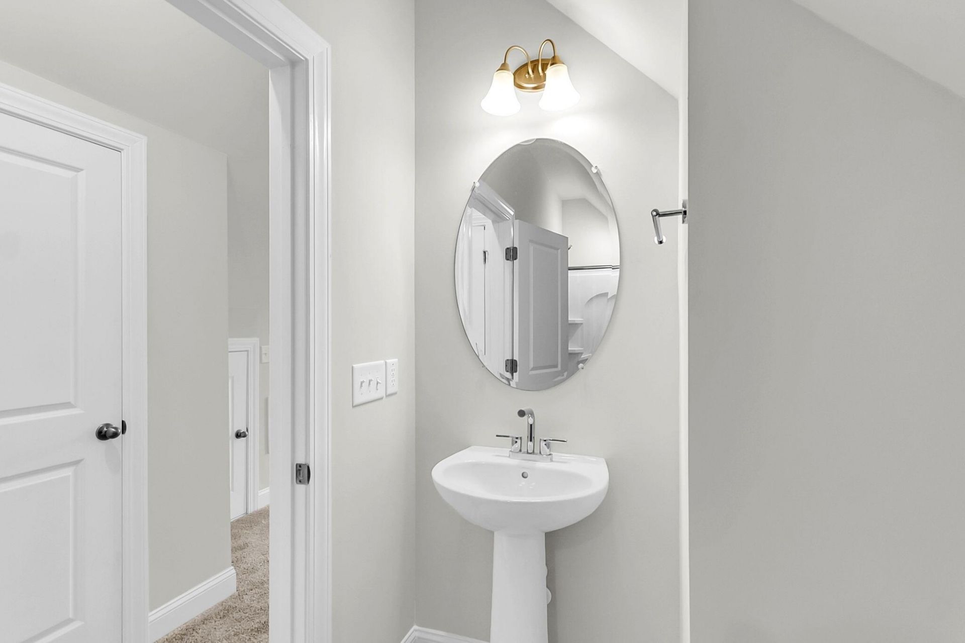 1069 Tributary Boulevard Photo 40