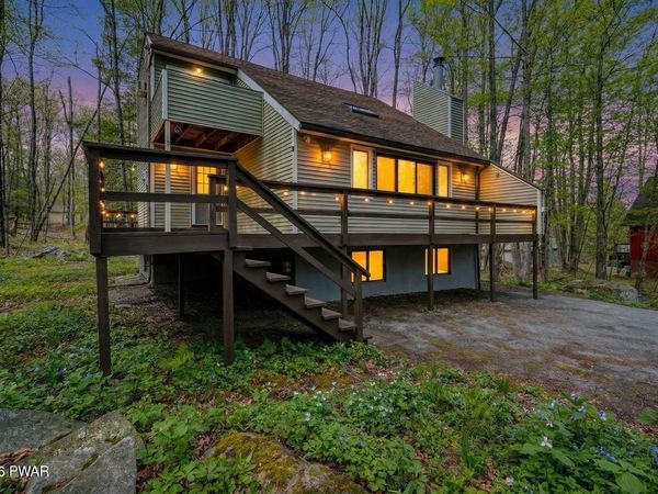10 Garden Drive, Hamlin, PA 18436