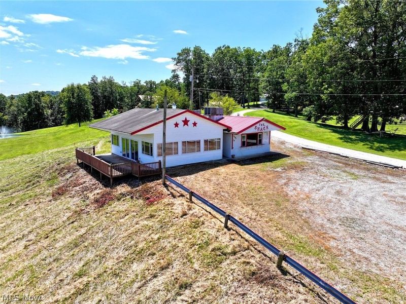 19510 Leatherwood Road , Salesville, OH 43778 Photo 4
