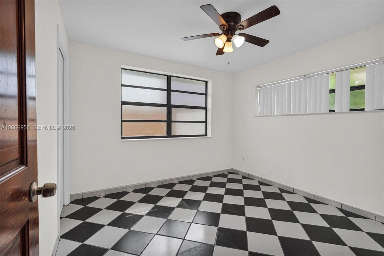 81 NW 41st St, Unit 2, Miami, FL 33127 Photo