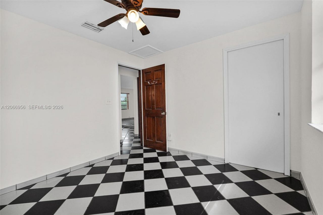 81 NW 41st St, Unit 2, Miami, FL 33127 Photo