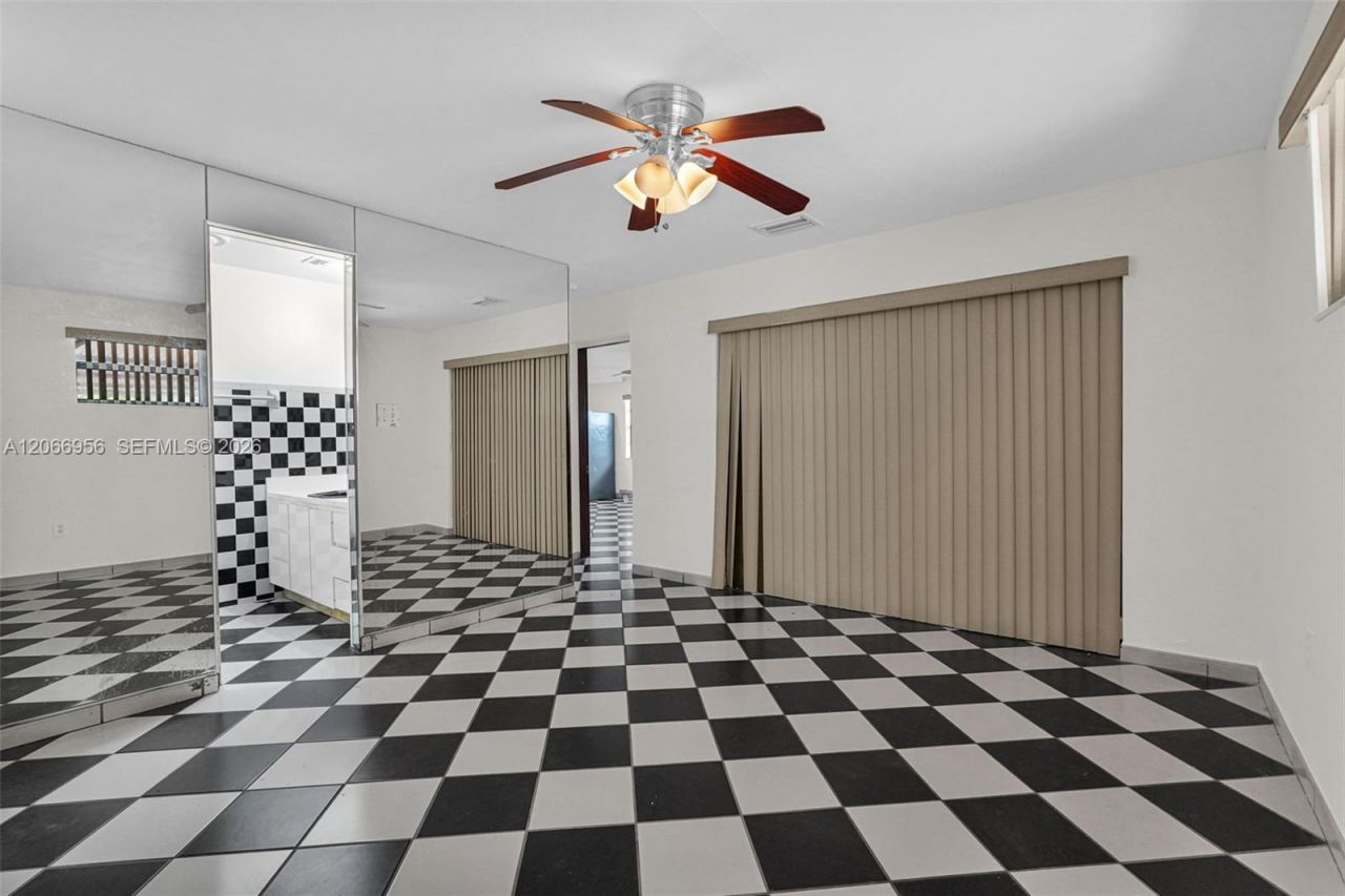 81 NW 41st St, Unit 2, Miami, FL 33127 Photo