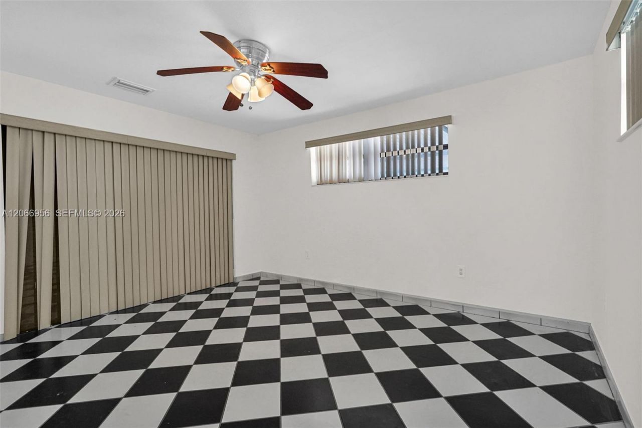 81 NW 41st St, Unit 2, Miami, FL 33127 Photo