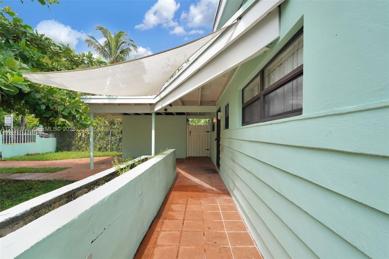81 NW 41st St, Unit 2, Miami, FL 33127 Photo