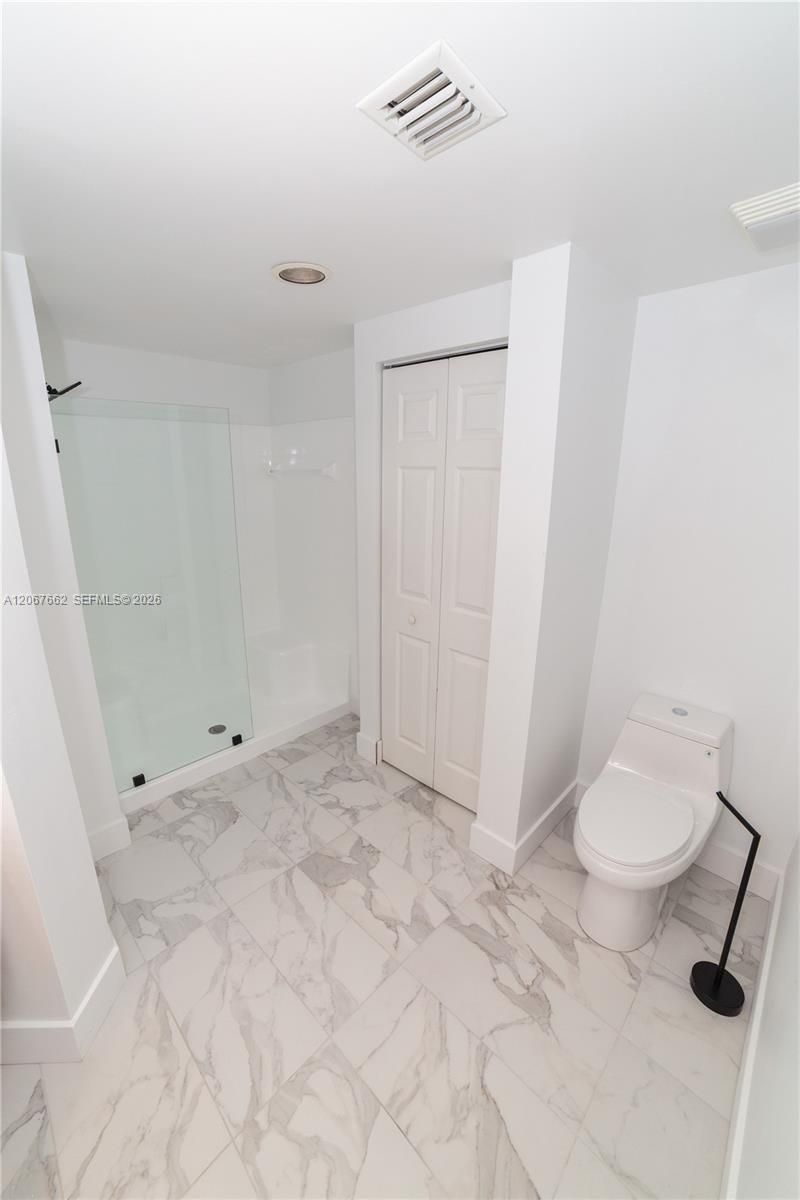 17125 N Bay Rd , Unit 3410, Sunny Isles Beach, FL 33160 Photo