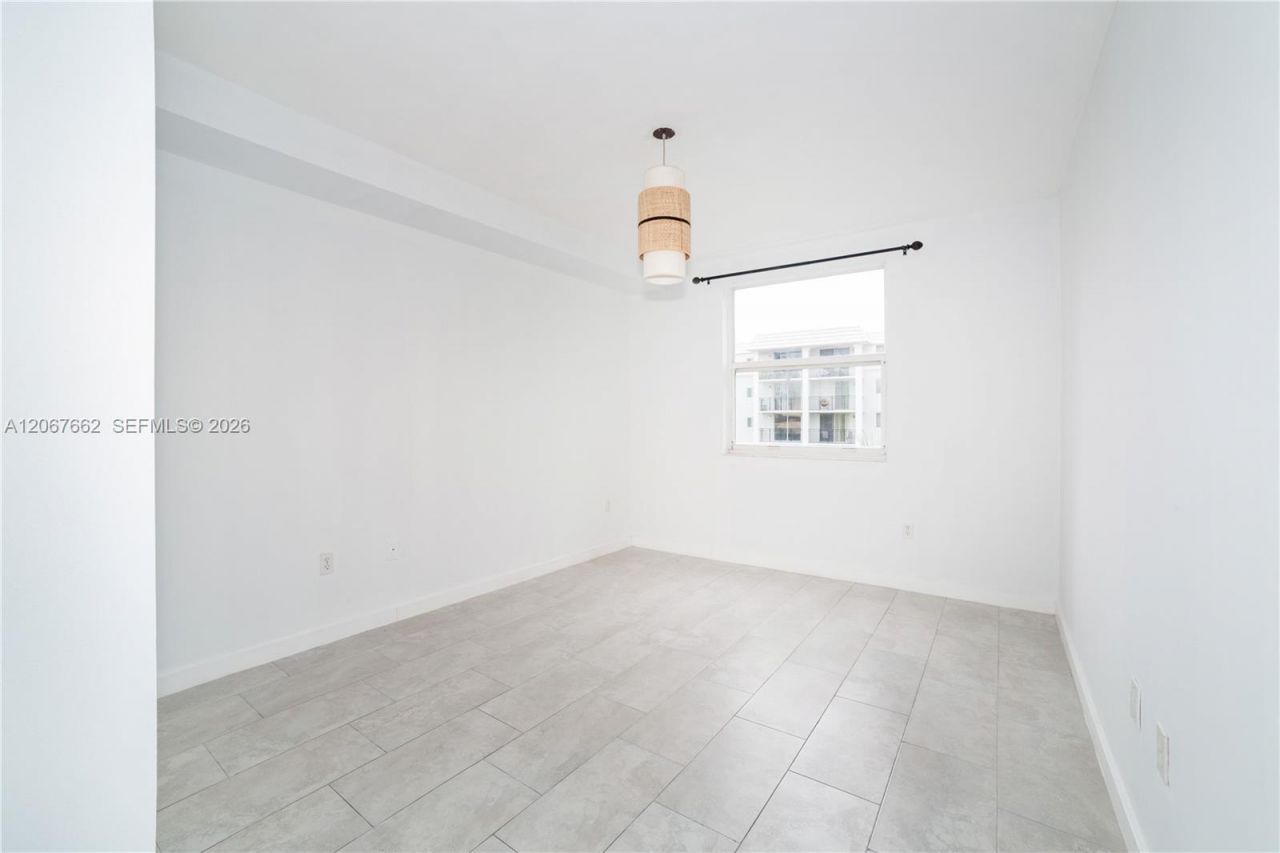 17125 N Bay Rd , Unit 3410, Sunny Isles Beach, FL 33160 Photo
