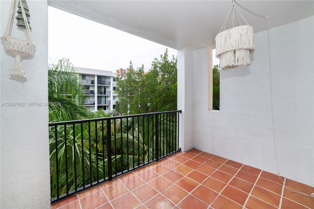 17125 N Bay Rd , Unit 3410, Sunny Isles Beach, FL 33160 Photo