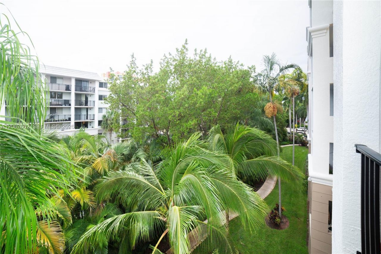 17125 N Bay Rd , Unit 3410, Sunny Isles Beach, FL 33160 Photo