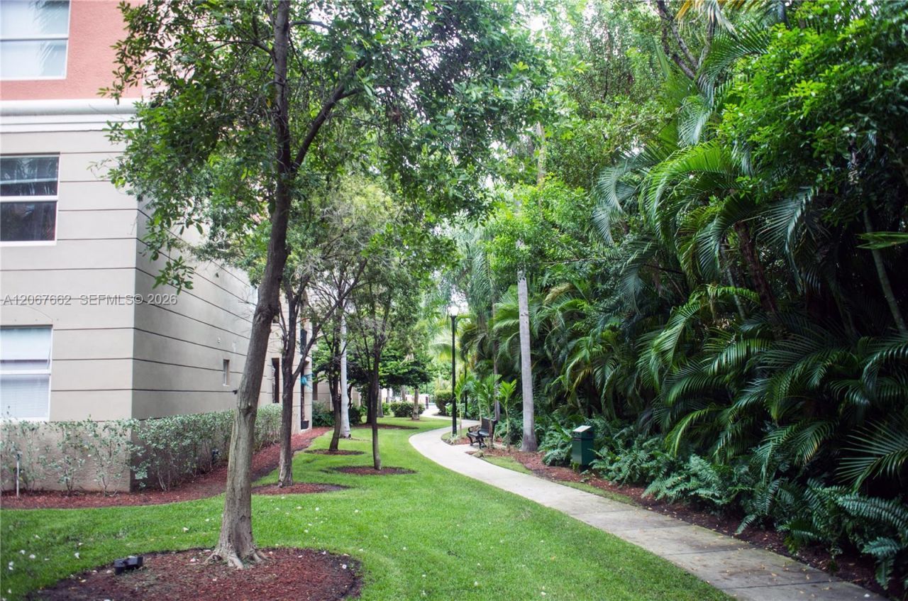 17125 N Bay Rd , Unit 3410, Sunny Isles Beach, FL 33160 Photo