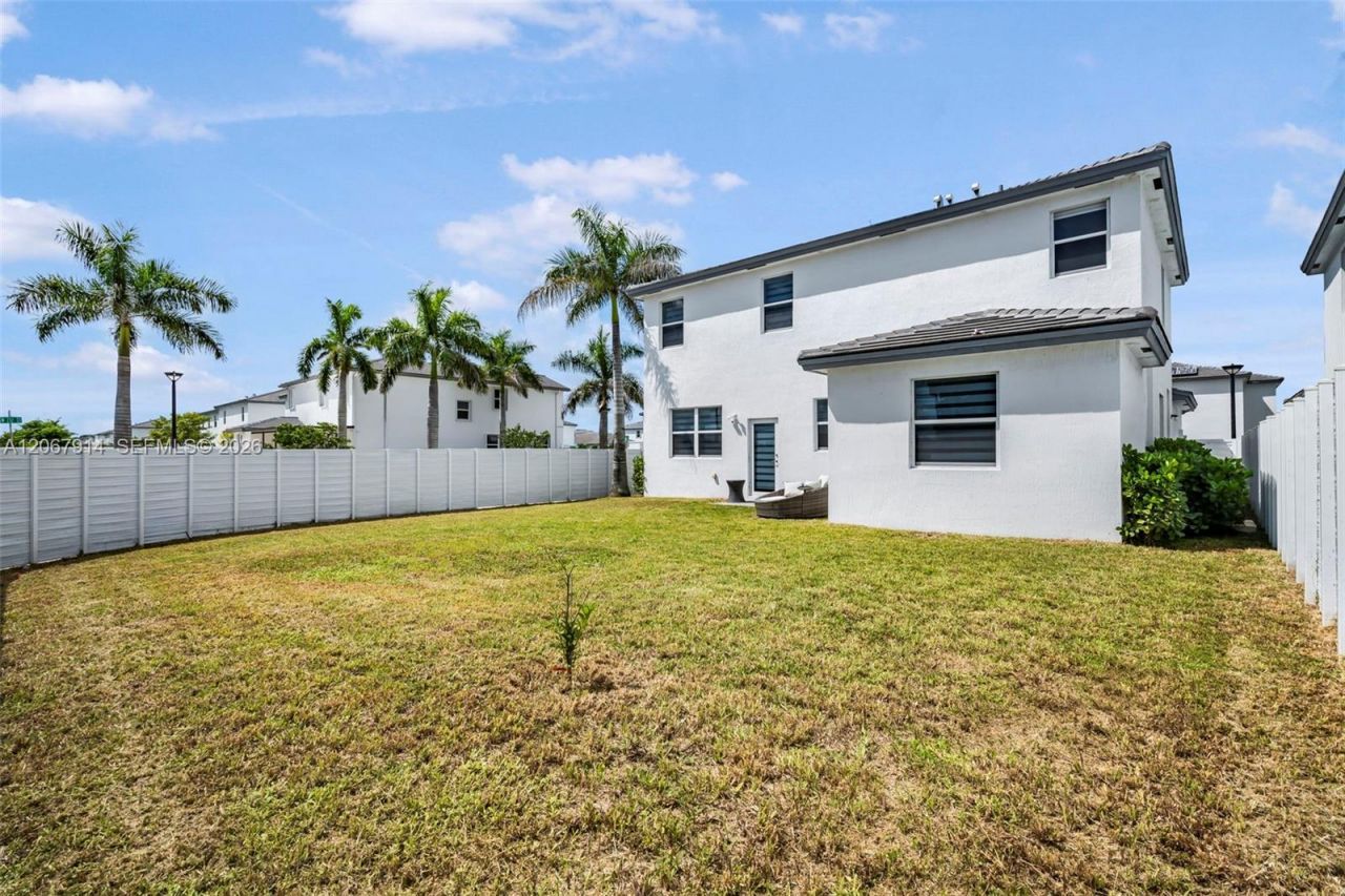 21189 SW 127th Ct , Miami, FL 33177 Photo
