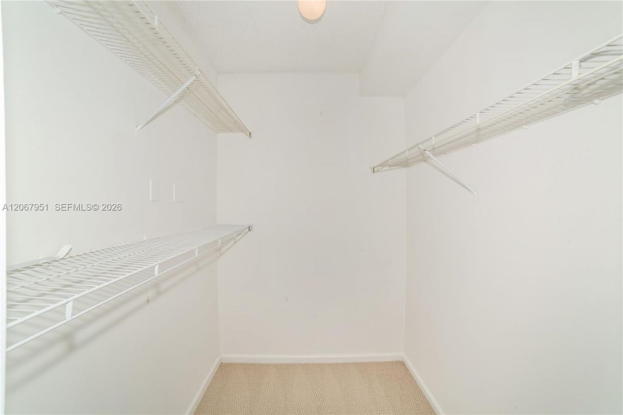 17150 N Bay Rd , Unit 2512, Sunny Isles Beach, FL 33160 Photo