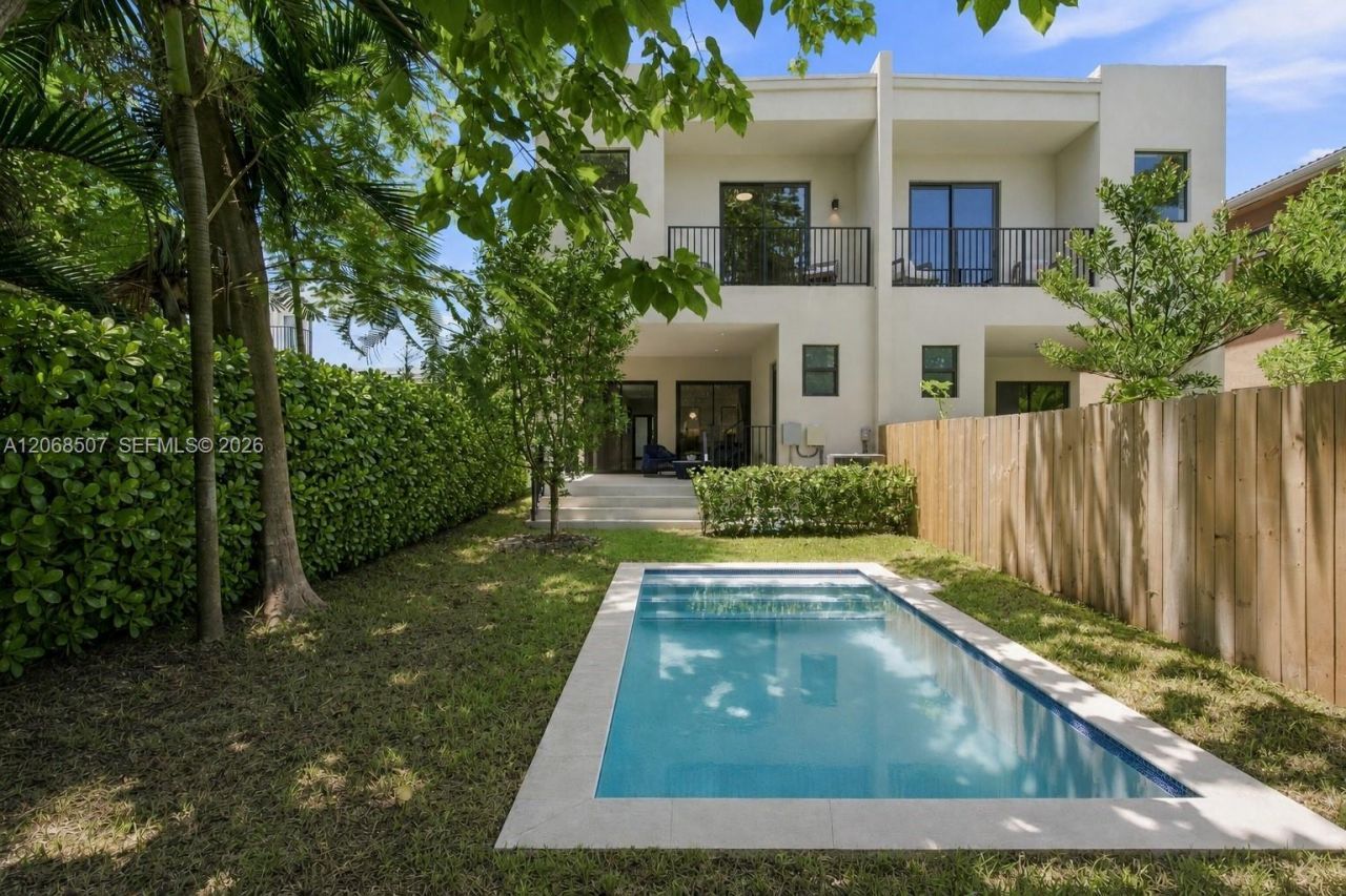 2927 SW 36th Ave , Miami, FL 33133 Photo