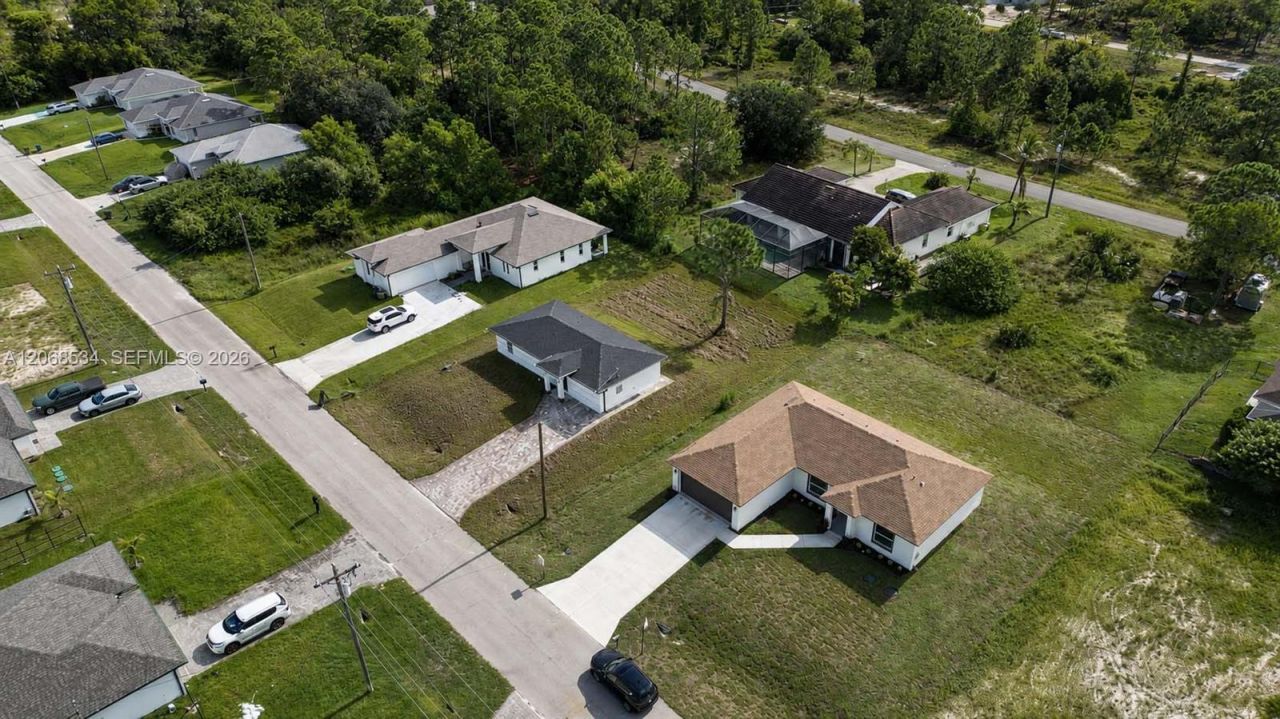 729 Anaconda Ave S , Lehigh Acres, FL 33974 Photo