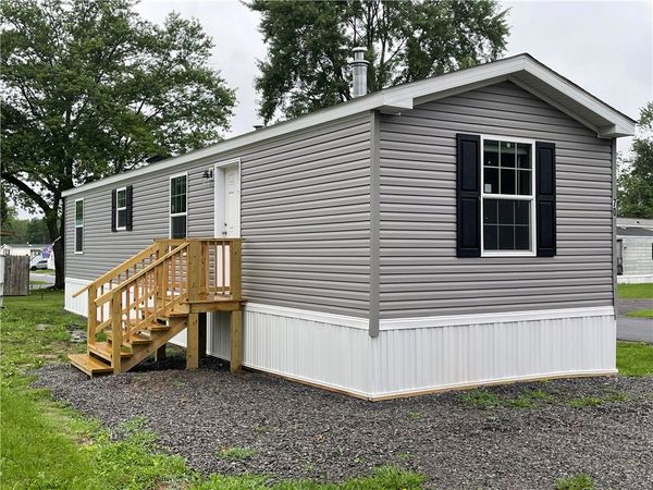 70 First Street, Farmington, NY 14425