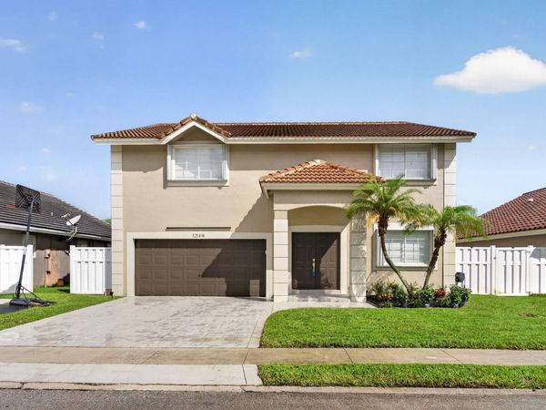 12149 NW 34TH Street, Sunrise, FL 33323