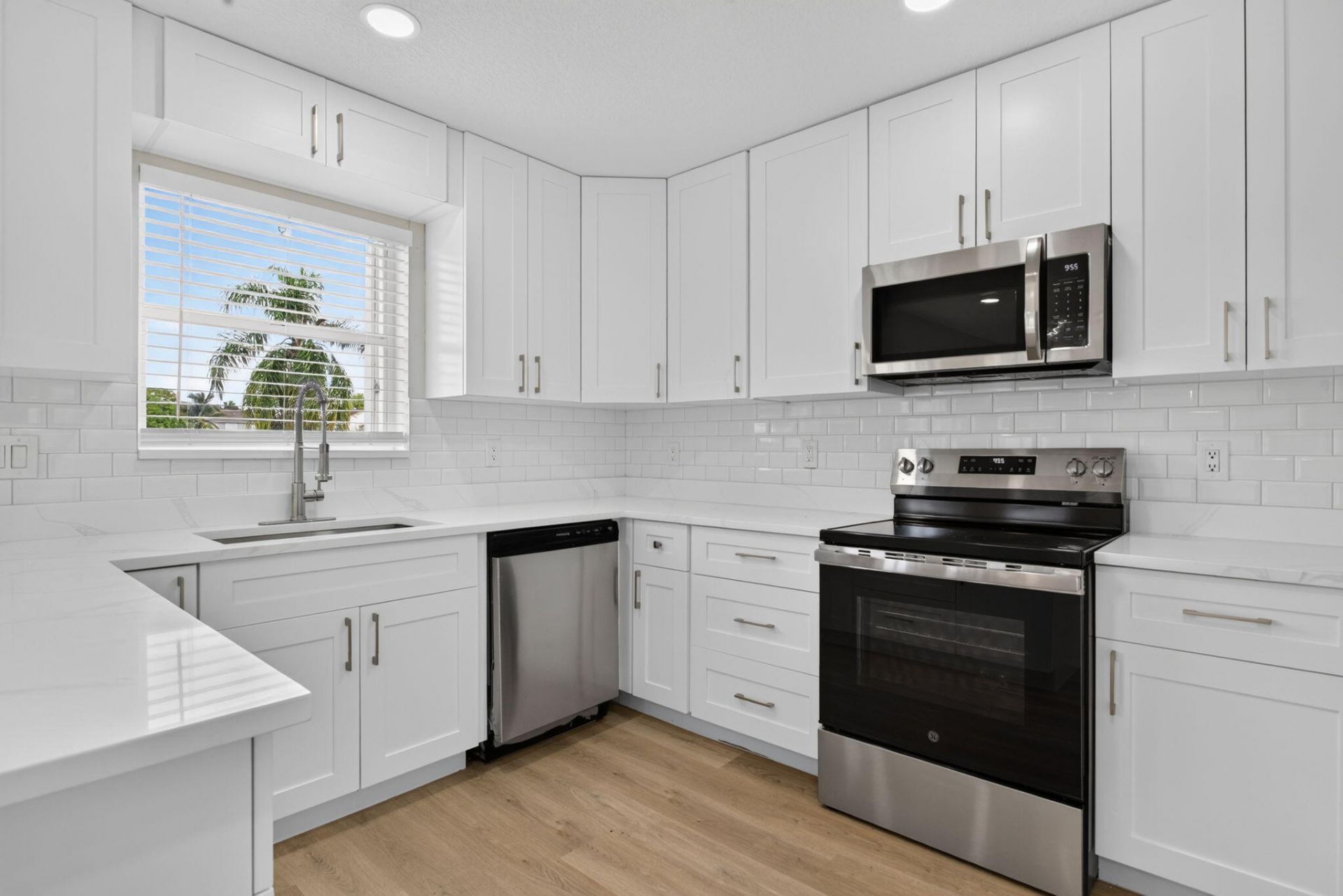 12149 NW 34th Street, Sunrise, FL 33323 Photo