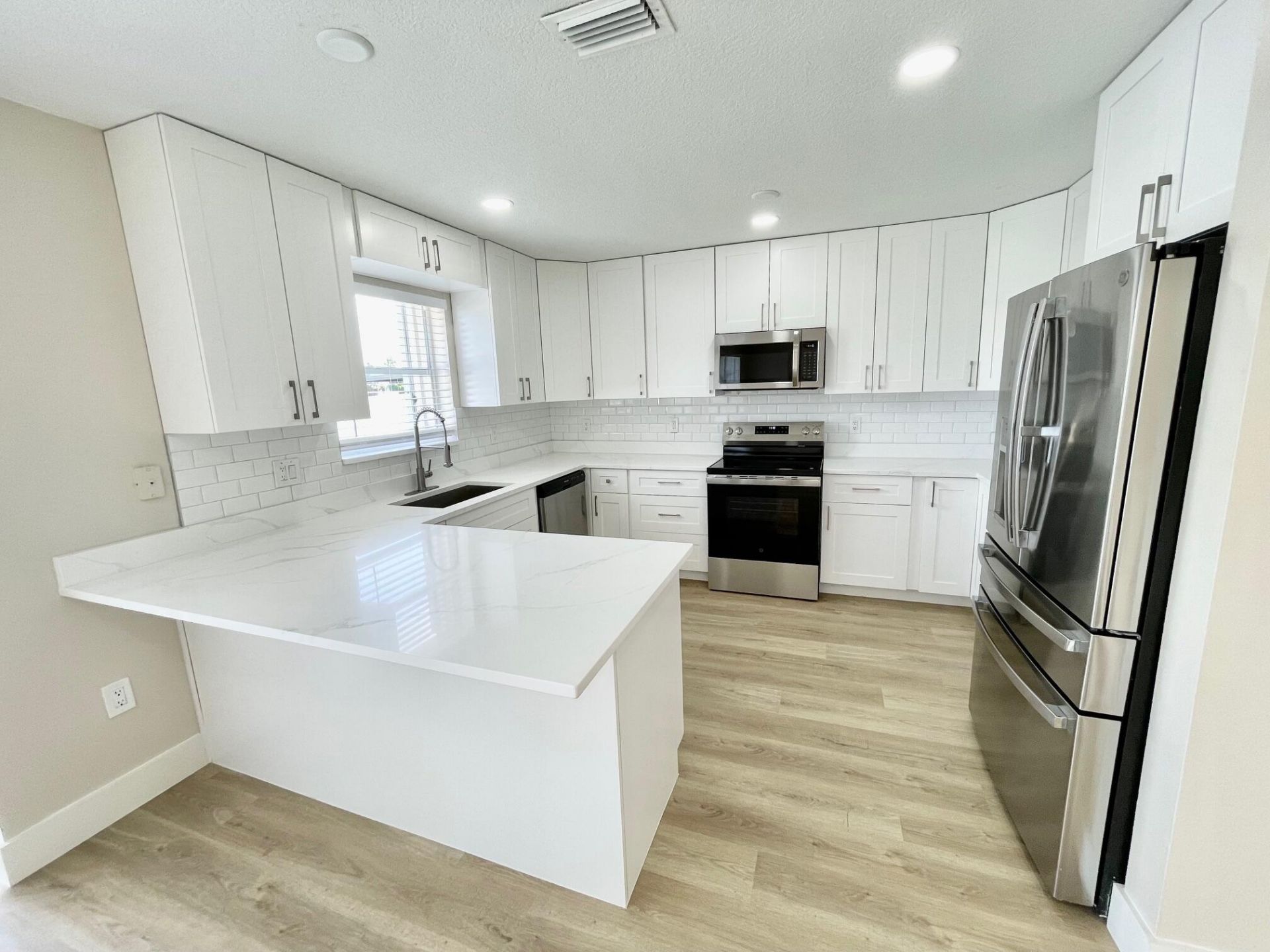 12149 NW 34th Street, Sunrise, FL 33323 Photo