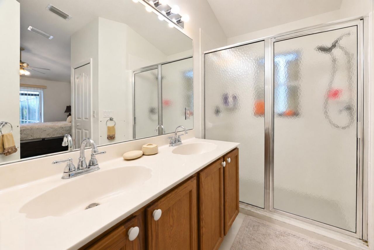 5951 NW Brenda Circle, Port Saint Lucie, FL 34986 Photo