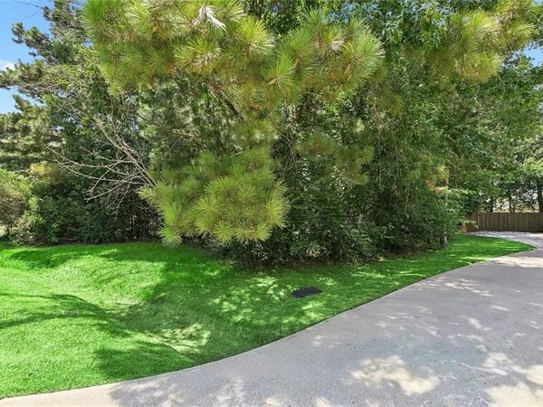 1190 SPRINGWATER Drive , Mandeville, LA 70471