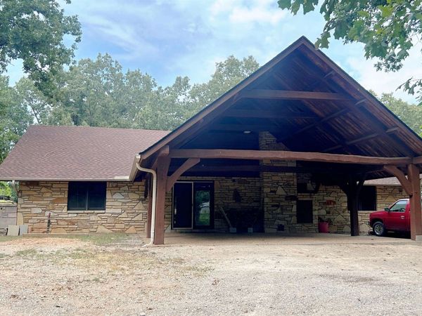 2616 Hwy 62/412, Highland, AR 72542