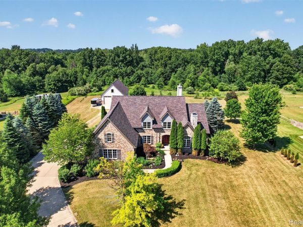 5372 Stone Garden Drive, Marion Township, Mi 48843