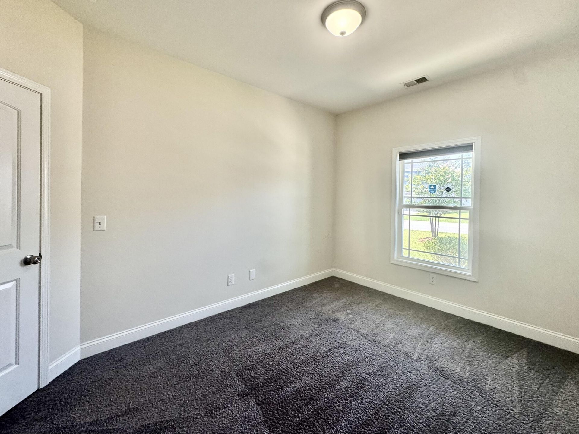 115 Silver Way Drive Photo 13