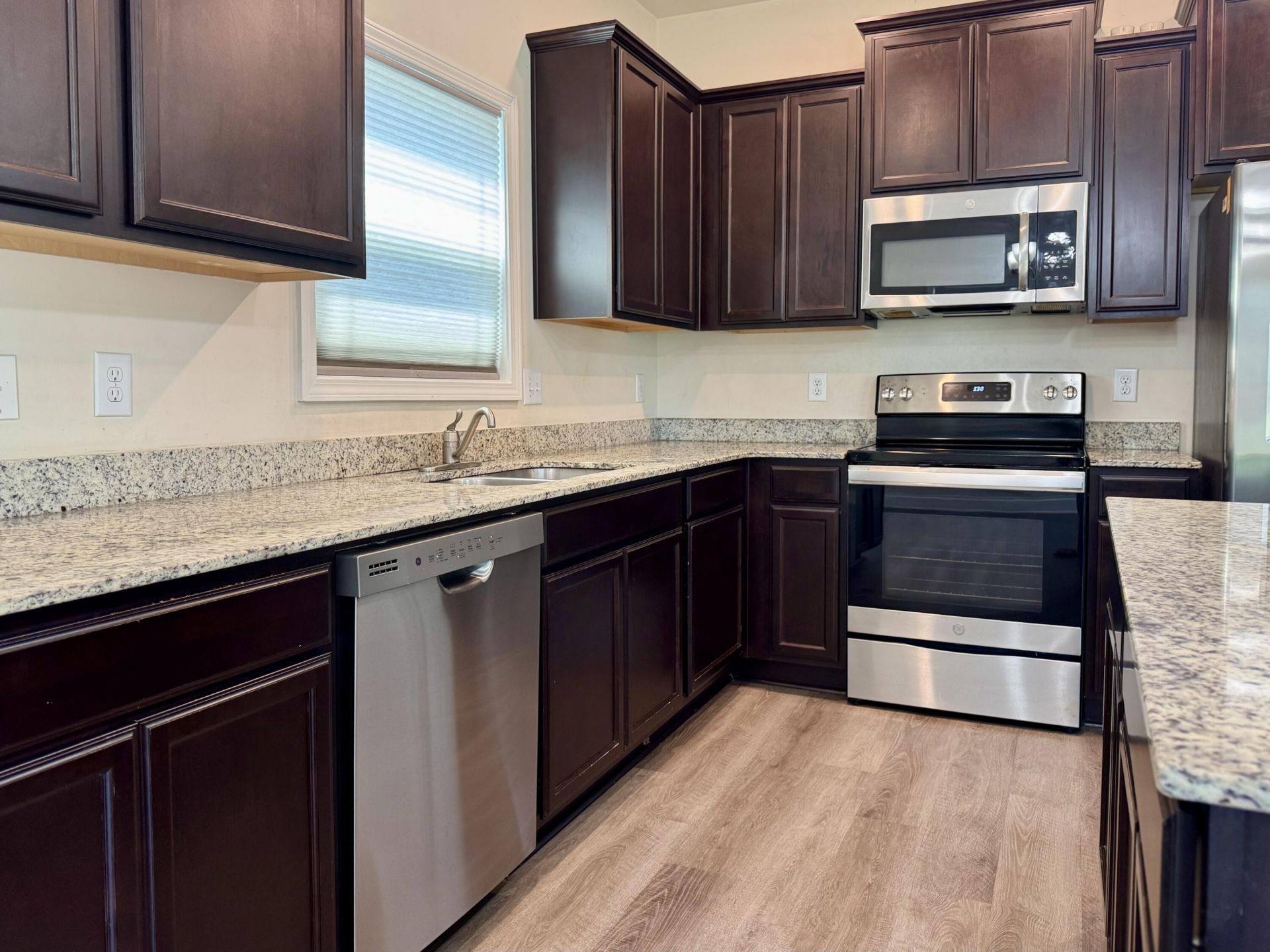115 Silver Way Drive Photo 4