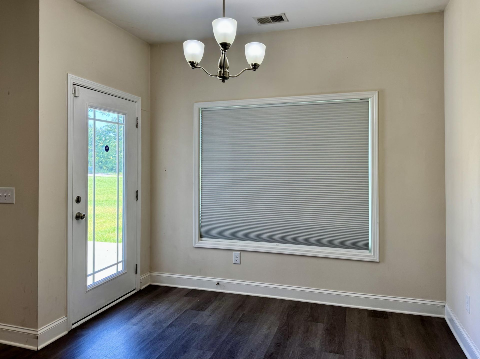 115 Silver Way Drive Photo 6