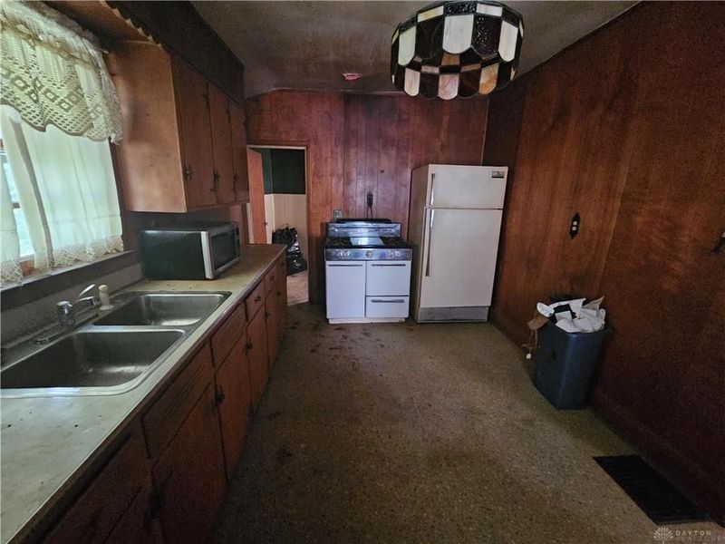 741 Chestnut Street, Xenia, OH 45385 Photo 3