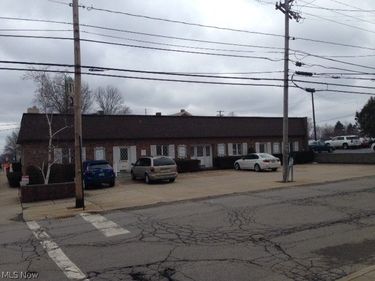 240 S Chestnut Street, Ravenna, OH 44266