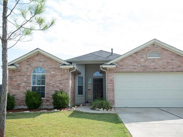 100 Lightfoot CT, Hutto, TX 78634